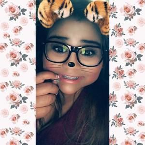 Meet your Posher, Cecilia